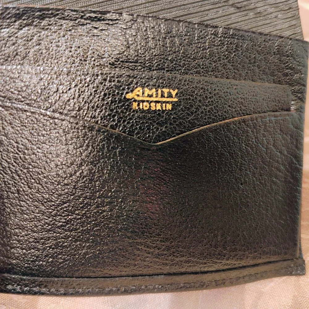 Amity Kid Skin, Vintage Fold Wallet, Used - Picture 3 of 7